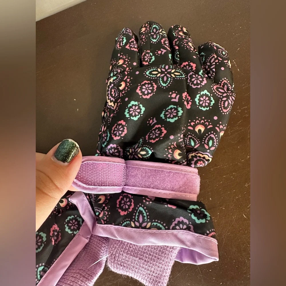 The Children's Place Floral kids Winter Gloves size, large-extra large